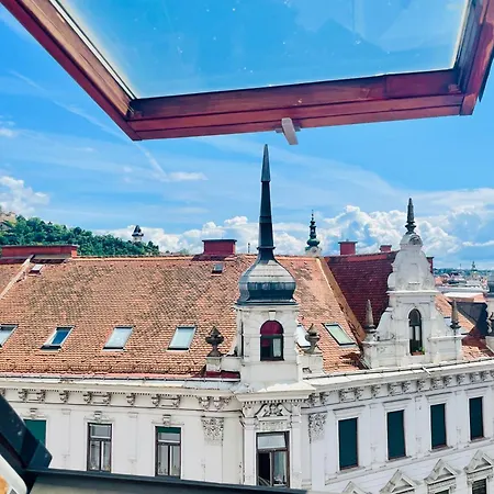 Apartahotel Apstay Center Deluxe ǀ Parking Option ǀ Self Check-in 3*