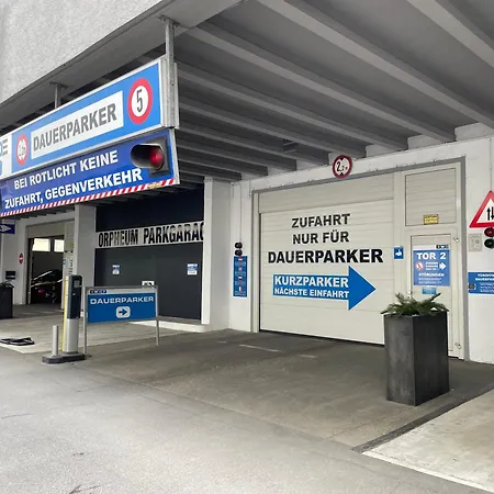 Aparthotel Apstay Center Deluxe ǀ Parking Option ǀ Self Check-in