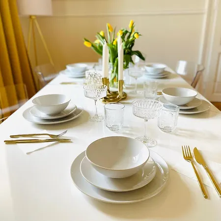 Apstay Center Deluxe ǀ Parking Option ǀ Self Check-in Aparthotel