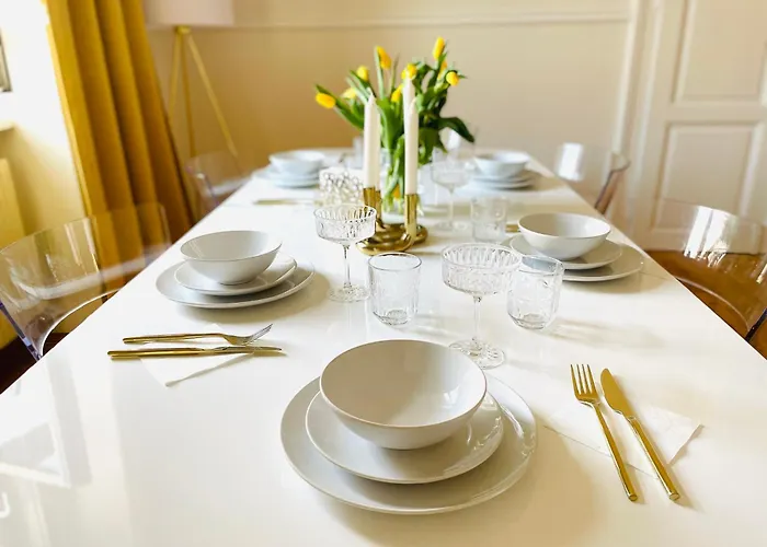 Apstay Center Deluxe ǀ Parking Option ǀ Self Check-in Aparthotel